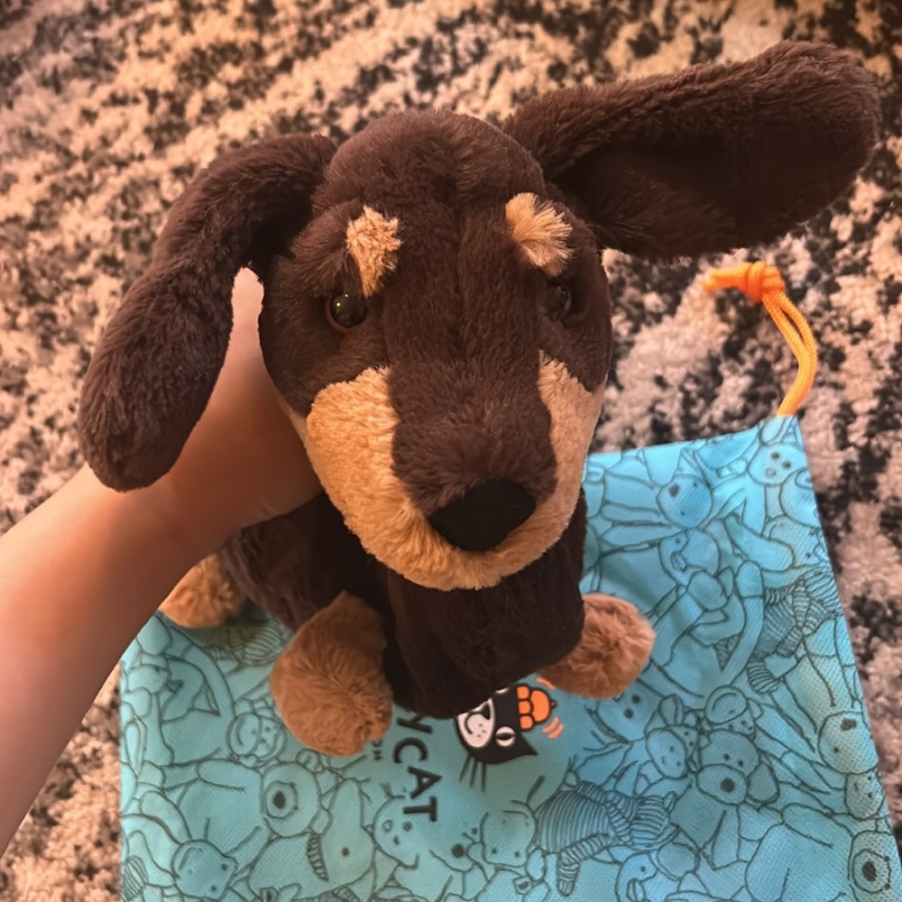 Jellycat Otto Sausage Dog Bag - Picture 5 of 5